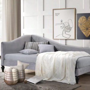 MARY SILVER - DAYBED